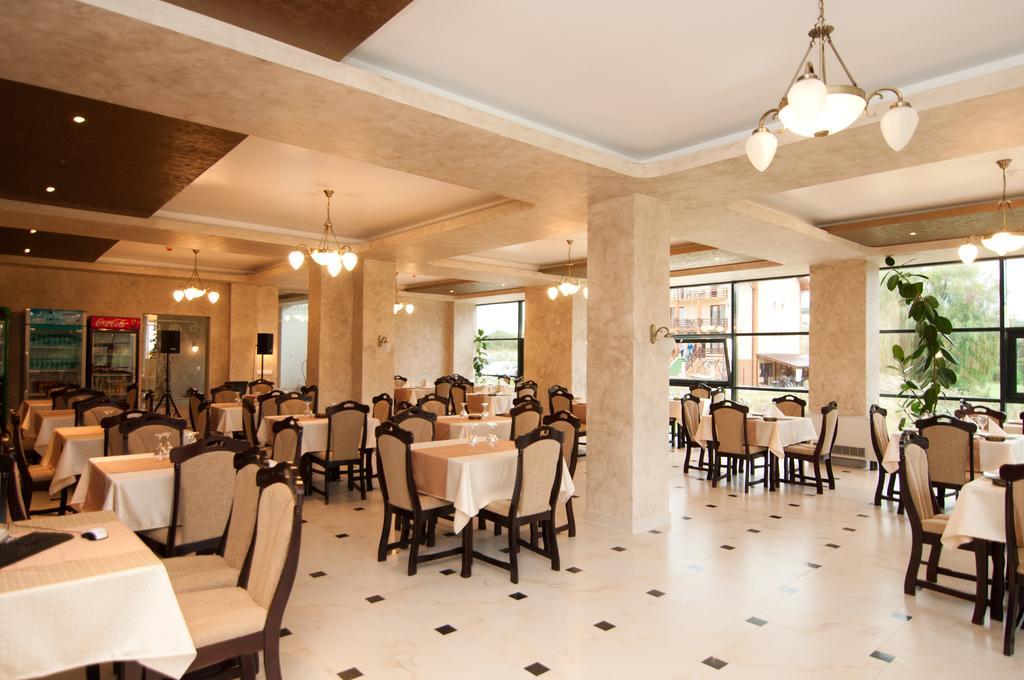Hotel Hyperion Băile Felix Extérieur photo