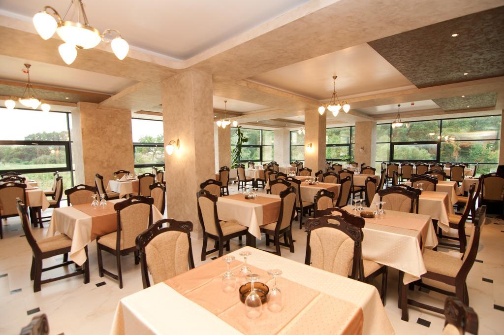 Hotel Hyperion Băile Felix Extérieur photo